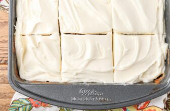 Fluffy Cream Cheese Frosting – Bar...